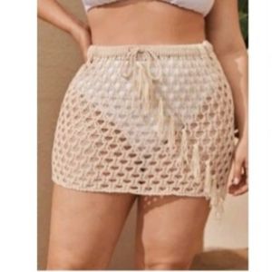 Plus Tassel Charm Crochet Cover Up Skirt Size 3X LIKE NEW WORN ONCE